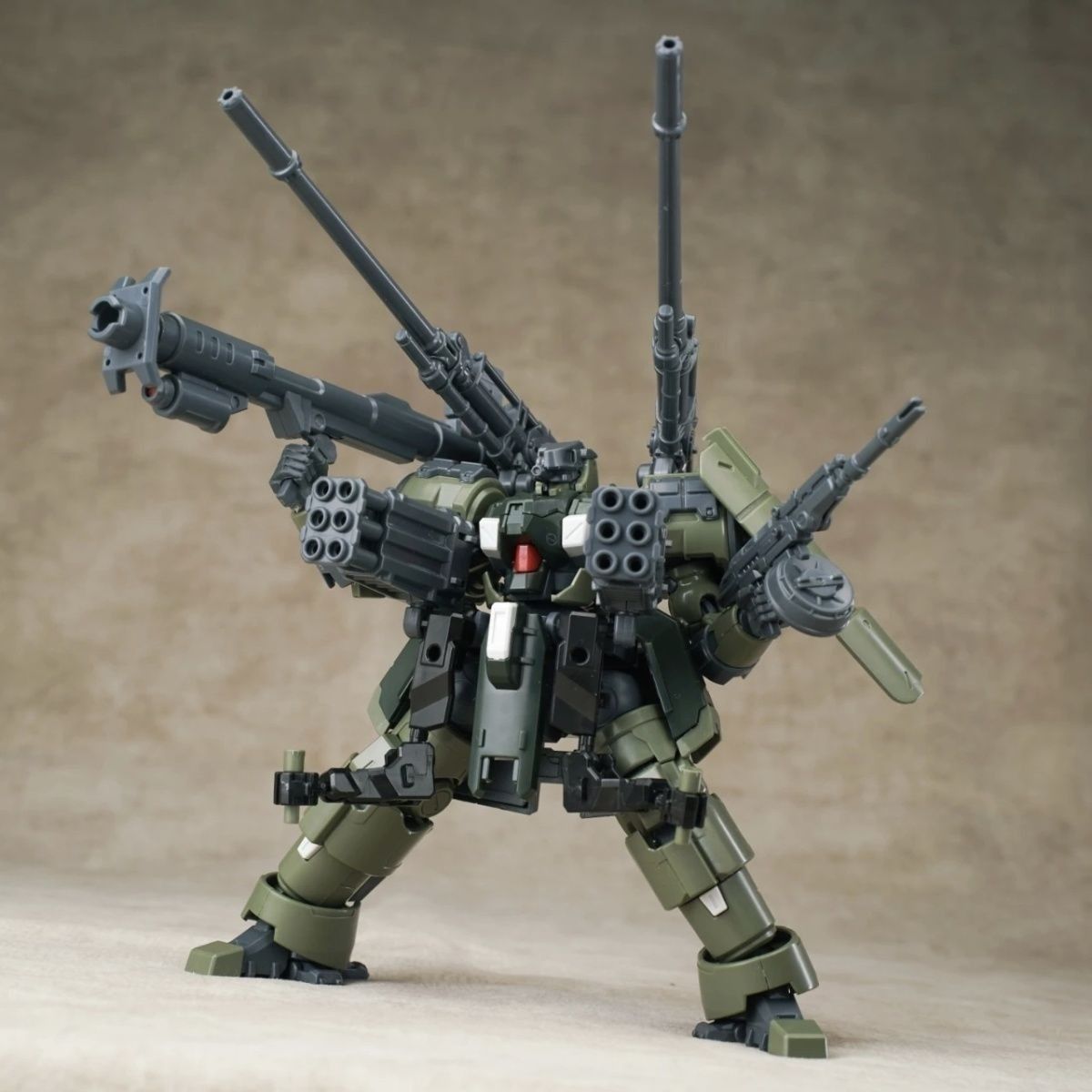 Heavy Equipment Manufacturers - Sheik Mainland ZAROV C1 1/144 Mecha