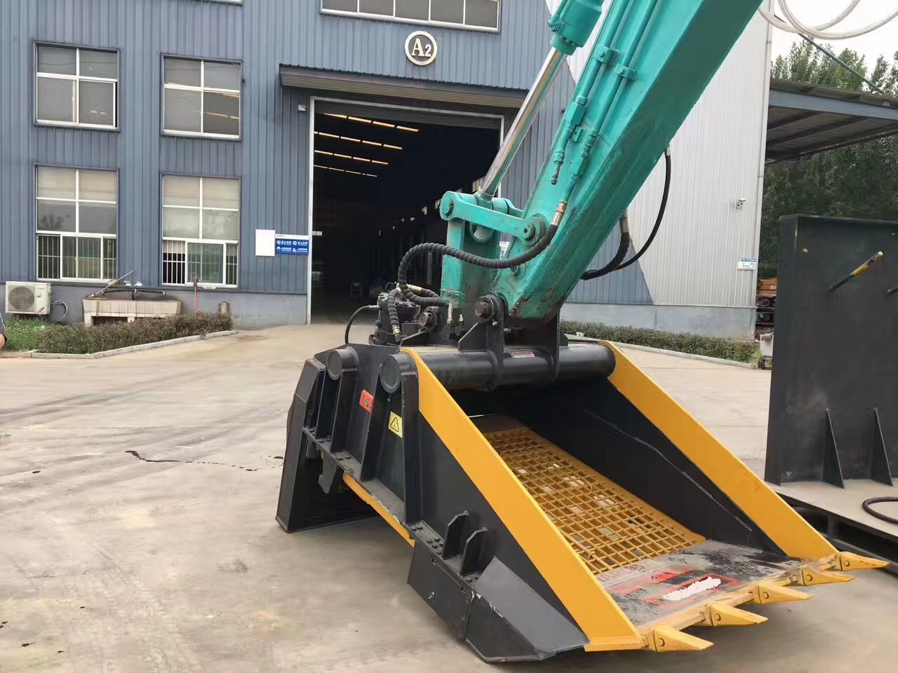 Benna Demolitrice Idraulica pe - Heavy Equipment With Bucket recensione e prezzo