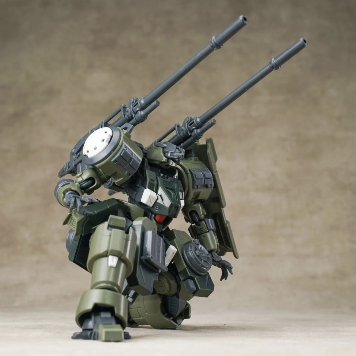 Sheik Mainland ZAROV C1 1/144  - Heavy Equipment Manufacturers recensione e prezzo